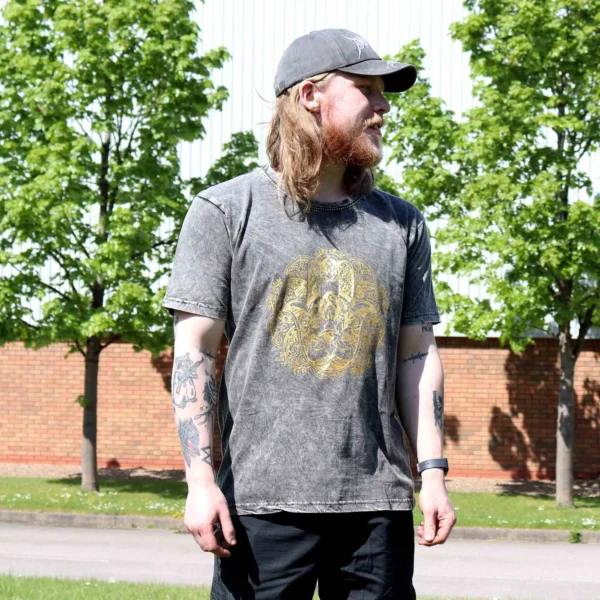 bG9jYWw6Ly9tZWRpYS85Si9FQy82MFIzMEMxSDc0VEtFQzlKL2RmMWE2OGM4LmpwZWc.webp Funky T-Shirt