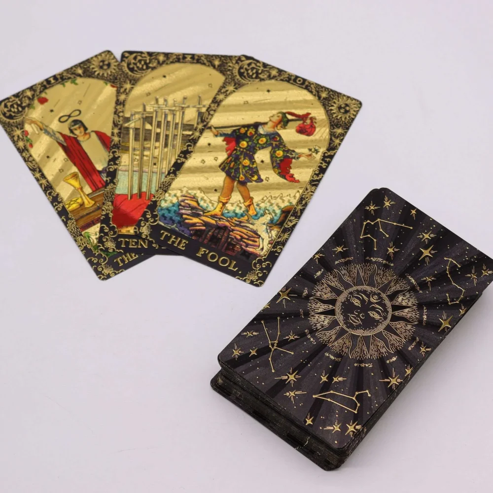 Tarot Cards versus Oracle Decks - Tarot Card Set