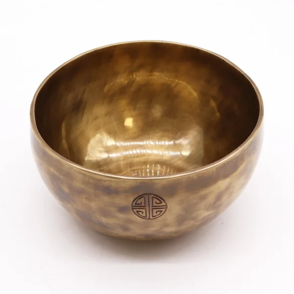 bG9jYWw6Ly9tZWRpYS85Sy8wRC82MFIzMEMxRzZXUkswRDlLLzNmNGI4M2JkLmpwZWc.webp Large Nepalese Moon Bowl - (approx 850g) - 17cm