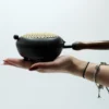 bG9jYWw6Ly9tZWRpYS85TS82RC82MFIzMEMxRzZXUzM2RDlNL2UwOGUyY2FlLmpwZWc.webp Large Iron Censer Incense Burner - Gold detail