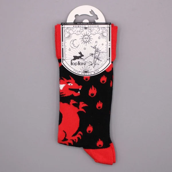 bG9jYWw6Ly9tZWRpYS85Ui9KRC82MFIzMEMxRzZSVjNKRDlSLzg1N2ExYTMyLmpwZWc-1.webp Hop Hare Bamboo Socks S/M - Red Dragons