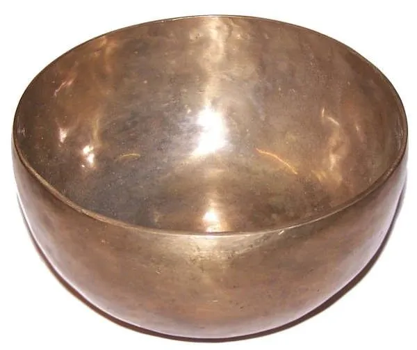 bG9jYWw6Ly9tZWRpYS85Uy9DRS82MFIzMEMxRzY4VEtDRTlTLzVlNmFhYTNlLmpwZWc.webp Extra Large Handmade Singing Bowl