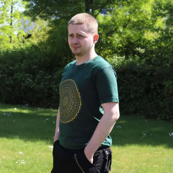 bG9jYWw6Ly9tZWRpYS8xRy9FRC82MFIzMEMxSDc0VEtFRDFHLzY0NmE2OTU5LmpwZWc.webp Funky T-Shirt