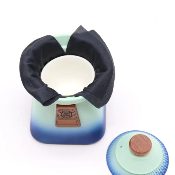 Temple Teapot Set and Three Cups - Blue Heaven