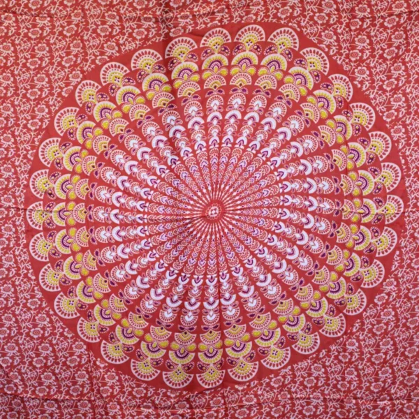 bG9jYWw6Ly9tZWRpYS8xSi9HRS82MFIzMEMxRzZNUktHRTFKL2NiMTg3YTAyLmpwZWc.webp Pink Rose Mandala Sarong