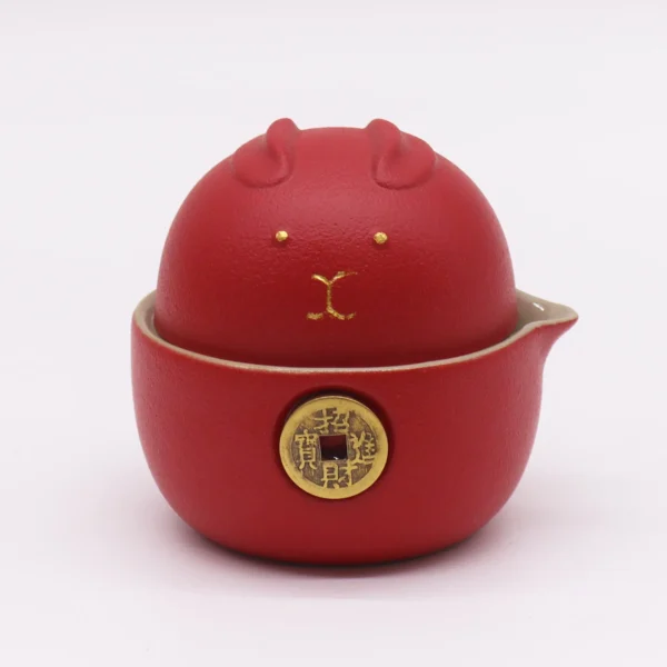 bG9jYWw6Ly9tZWRpYS8xSy9HRS82MFIzMEMxRzZXUzNHRTFLL2I0Y2IwMDlkLmpwZWc.webp Money Cat Teapot Set - Two Cups - Travel Pack - Red