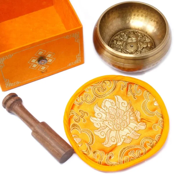 bG9jYWw6Ly9tZWRpYS8xTS82RC82MFIzMEMxRzZNVDM2RDFNL2NmNGIxNjFjLmpwZWc.webp Five Buddha Singing Bowl Set 10cm (min 400gm)