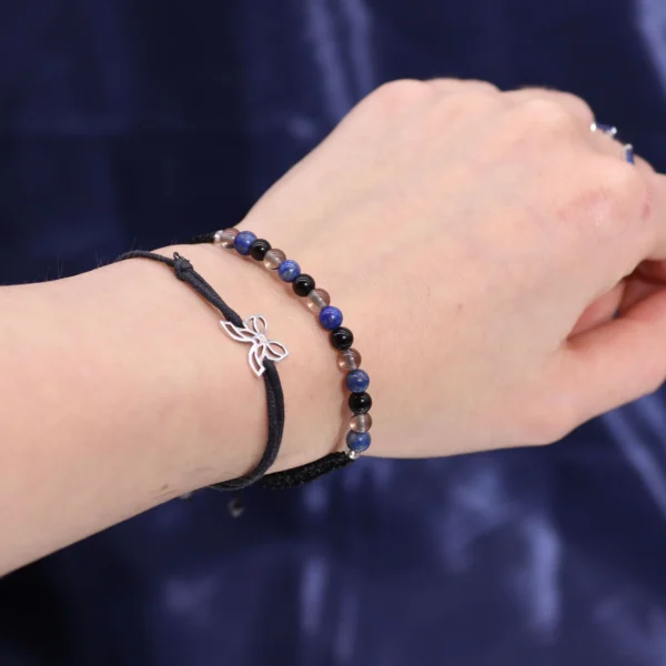 bG9jYWw6Ly9tZWRpYS8xUS8yRS82MFIzMEMxRzZXVEsyRTFRLzVlMDczYTljLmpwZWc.webp Zodiac Crystal Candle with Gemstone Bracelet - Scorpio