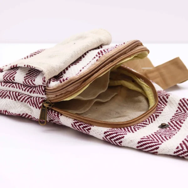 bG9jYWw6Ly9tZWRpYS9ITS9FQy82MFIzMEMxRzZXUktFQ0hNLzU0YWEwYzIwLmpwZWc.webp Body Cross Bag Natural Cotton - Burgundy and White