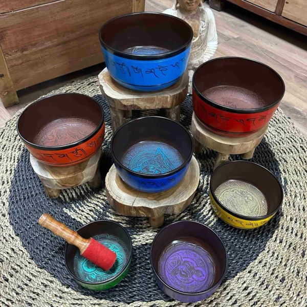 bG9jYWw6Ly9tZWRpYS9ITi82Qy82MFIzMEMxRzZXUzM2Q0hOLzlmZWM4ZmRkLmpwZWc.webp Small Chakra Set of Seven Singing Bowls (14-22cm)