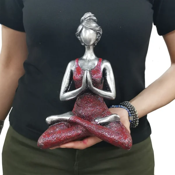 bG9jYWw6Ly9tZWRpYS9IUC82RC82MFIzMEMxRzZNV0s2REhQLzBlZGRlZTM5LmpwZWc.webp Praying Buddha Statue Ornament