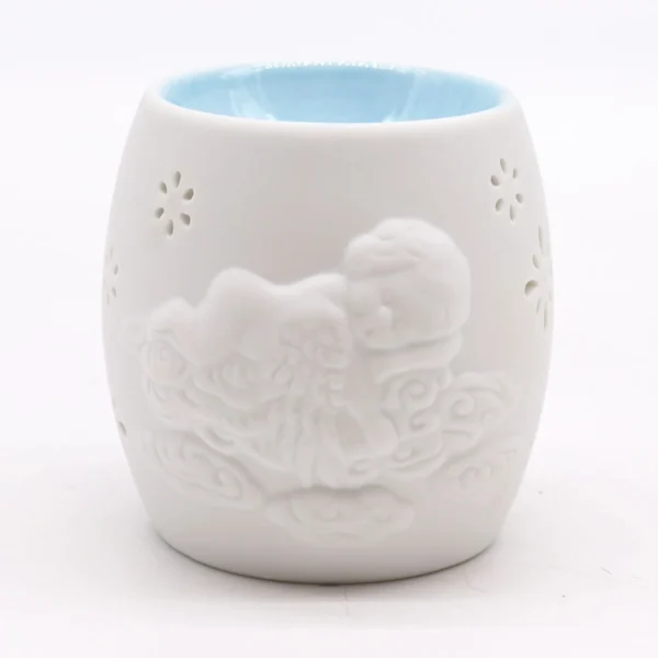 bG9jYWw6Ly9tZWRpYS9IUi80Qy82MFIzMEMxRzZNV0s0Q0hSLzZjZTU0NDNjLmpwZWc.webp Gorgeous candle holder