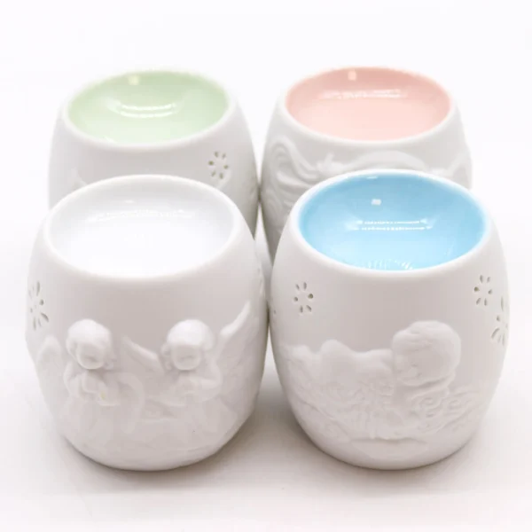 bG9jYWw6Ly9tZWRpYS9TSC80Qy82MFIzMEMxRzZNV0s0Q1NIL2MzOTMyZjgyLmpwZWc.webp Gorgeous candle holders