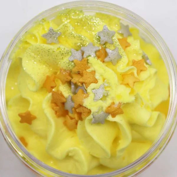 bG9jYWw6Ly9tZWRpYS9TSC80Qy82MFIzMEMxRzZSV0s0Q1NILzE2ODQ1NDlmLmpwZWc.webp Lovely smelling candle