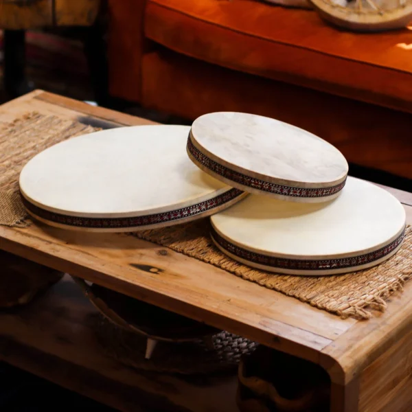 bG9jYWw6Ly9tZWRpYS9TUi84Qy82MFIzMEMxSjYwV0s4Q1NSL2UxYjcwNWYyLmpwZWc.webp 35cm Shaman Sound Healing Ocean Drum - Authentic Goatskin Wave & Hand Drum