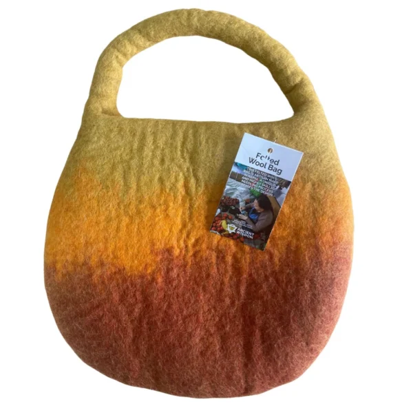 bG9jYWw6Ly9tZWRpYS85Sy9KRC82MFIzMEMxSDc0UzNKRDlLLzk5MGIwNjY0LmpwZWc.webp Water Felted Bee Bag - One Handle with Magnet - Sunrise Orange