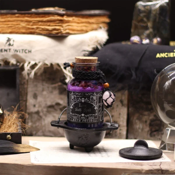 bG9jYWw6Ly9tZWRpYS85Ti8wRS82MFIzMEMxSjY0U0swRTlOLzRkMmYxZTgyLmpwZw.webp Ancient Witch Bath Spell Potion and Rose Quartz Crystal Amulet - Love
