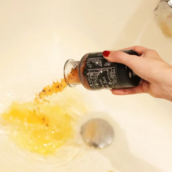 Ancient Witch Bath Spell Potion and Citrine Crystal Amulet - Success