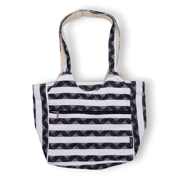 bG9jYWw6Ly9tZWRpYS8xSy9KRS82MFIzMEMxSjY0U0tKRTFLLzU2NDE2MThkLmpwZw.webp Jacquard Natural Bags - Atlas Nomad - Wander Muse Bag