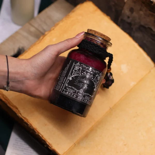 Ancient Witch Bath Spell Potion And Amethyst Crystal Amulet - Seduction