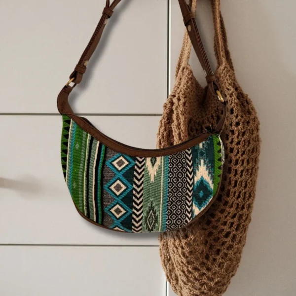 bG9jYWw6Ly9tZWRpYS9TUi9FQy82MFIzMEMxRzZXVDNFQ1NSLzI5NDA3MzUzLmpwZWc.webp Jacquard Hobo Bag - Bold Greens (brown strap)