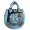 bG9jYWw6Ly9tZWRpYS9TUi9KQy82MFIzMEMxSDc0UzNKQ1NSLzIwY2I4NmQ2LmpwZWc.webp Tree and Beehive Felted Bag