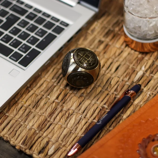 Feng Shui Fortune Spinner Dice - Large Wealth Dice - Rounded