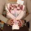 bG9jYWw6Ly9tZWRpYS8xUC8yQy82MFIzMEMxSjY0U0syQzFQLzBmZTVhOGRlLmpwZw.webp Large Pink Roses Bouquet - Love is Eternal - Gift Card