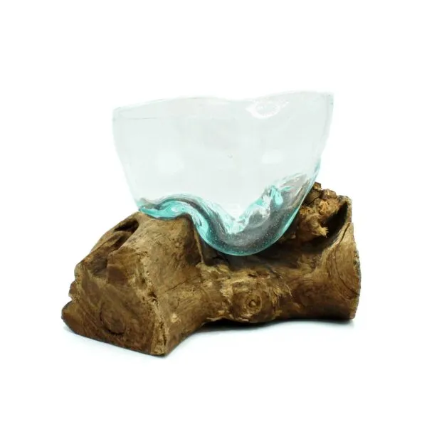 bG9jYWw6Ly9tZWRpYS9ISC82Qy82MFIzMEMxRzZXUks2Q0hILzA5ZjMwOGRhLmpwZWc.webp Molten Glass Arfully Misshapen Bowl on Wood