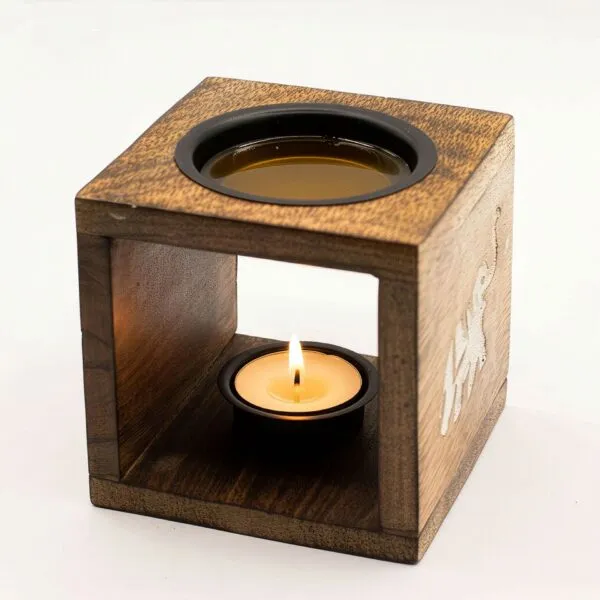 bG9jYWw6Ly9tZWRpYS85Ry9HRC82MFIzMEMxSjY0VjNHRDlHLzc4MGIzY2ZjLmpwZw.webp Square Mango Wood Oil Burner - Elephant
