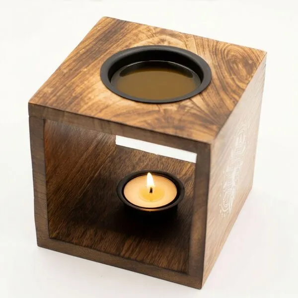 bG9jYWw6Ly9tZWRpYS85Ui9HRC82MFIzMEMxSjY0VjNHRDlSL2Y2NWM2N2I3LmpwZw.webp Large Square Mango Wood Oil Burner - Moon Goddess