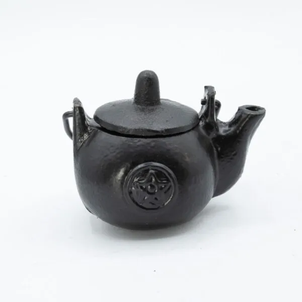 bG9jYWw6Ly9tZWRpYS8xSC80RC82MFIzMEMxSjZDUks0RDFILzM2OGUyYjMwLmpwZw.webp Small Cast Iron Ritual Pot with Pentagon 8x8x10cm