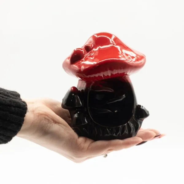 bG9jYWw6Ly9tZWRpYS8xSi9FRC82MFIzMEMxSjY4UzNFRDFKLzZjYWZhZDJjLmpwZw.webp Backflow Incense Burner - Large Red Mushroom