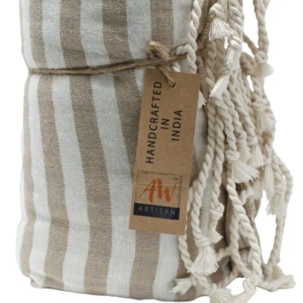 bG9jYWw6Ly9tZWRpYS8xTi80Qy82MFIzMEMxRzZNVzM0QzFOLzNlYjU1MTExLmpwZWc.webp Cotton Pario Towel - 100x180 cm - Warm Sand