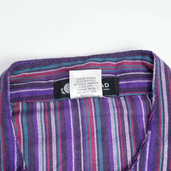 bG9jYWw6Ly9tZWRpYS8xUS9FRS82MFIzMEMxSjY4VzNFRTFRLzY0MjUyMmE2LmpwZw.webp Nomad Sari Grandad Shirt - Black Purple - Medium
