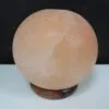 bG9jYWw6Ly9tZWRpYS8xUi80RC82MFIzMEMxSDY4UzM0RDFSLzZlMWUyZGY4LmpwZWc.webp Salt Lamp Ball - Big Wooden Base