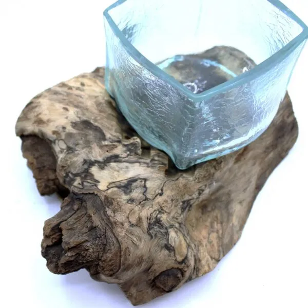bG9jYWw6Ly9tZWRpYS9ISi8yRC82MFIzMEMxRzZXUjMyREhKL2UyNjhjMDNiLmpwZWc.webp Molten Crackled Glass Tank on Wood