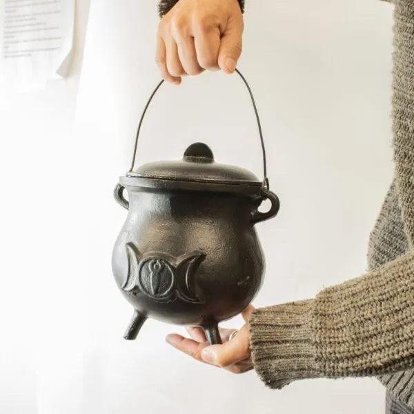 Extra Huge Cast Iron Cauldron with Triple Moon 23x18cm (at least 4kg)
