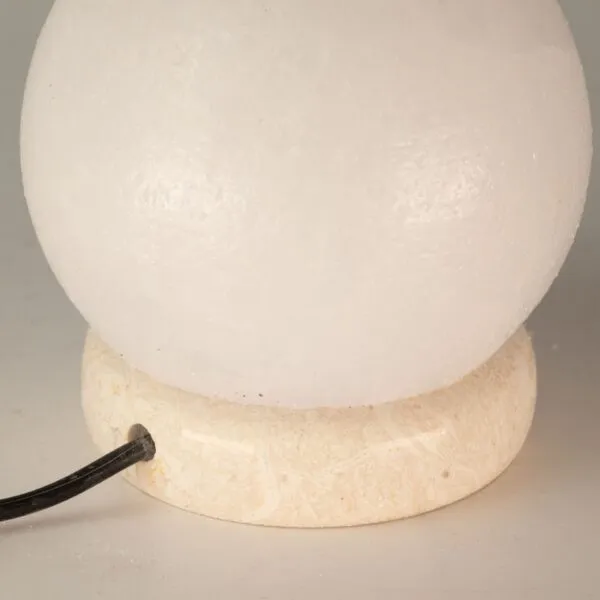 bG9jYWw6Ly9tZWRpYS9IUS8wRC82MFIzMEMxSjZNVjMwREhRLzk2OTc0ZmUzLmpwZw.webp Quality USB Ball WHITE Salt Lamp - 9 cm (multi)
