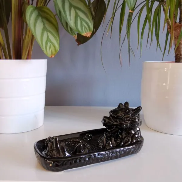 bG9jYWw6Ly9tZWRpYS9TTS8wRC82MFIzMEMxRzZNV0swRFNNL2U5ODY1YzU4LmpwZWc.webp Backflow Incense Burner - Dragon in Mountain