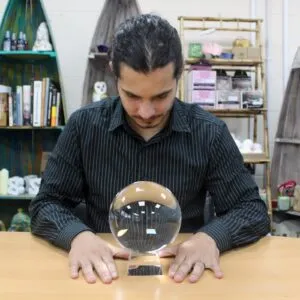 bG9jYWw6Ly9tZWRpYS9ISi8wQy82MFIzMEMxRzZHVkswQ0hKLzRhNTRjZDgwLmpwZWc.webp Crystal Ball on Stand 150mm