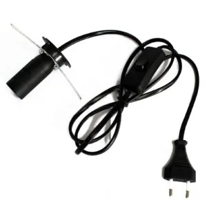 Black salt lamp fitting with EU plug, inline switch, and metal spring clip.
