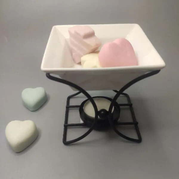 bG9jYWw6Ly9tZWRpYS85SC9FRS82MFIzMEMxSjZNUjNFRTlIL2Q4ODc1Y2ZhLmpwZw.webp Ceramic and Metal Square Stand