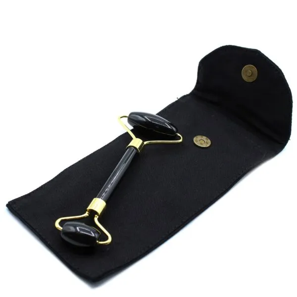 bG9jYWw6Ly9tZWRpYS85TS80Qy82MFIzMEMxSjZNUks0QzlNLzkyMmViNDJhLmpwZw.webp Gemstone Face Roller - Black Obsidian