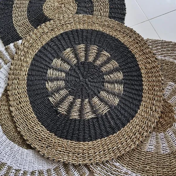Round Seagrass Black and Tan - Inner Sun - 1m