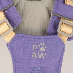 bG9jYWw6Ly9tZWRpYS8xTi80RC82MFIzMEMxSjZSVEs0RDFOL2UwMzVlOTJmLmpwZw.webp PAW - XS (2-4Kg) Dog Step-in Guardian Harness with Reflective Mesh - Lavender - Amethyst Charm