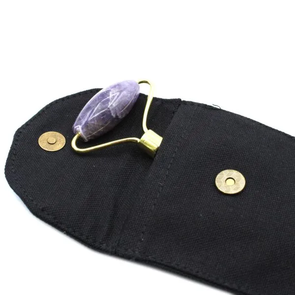 bG9jYWw6Ly9tZWRpYS8xUC80Qy82MFIzMEMxSjZNUks0QzFQLzY3MmE0NDBiLmpwZw.webp Gemstone Face Roller - Amethyst