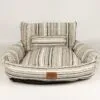 bG9jYWw6Ly9tZWRpYS9ISi9HQy82MFIzMEMxSjZSVktHQ0hKL2RhNmE2OTllLmpwZw.webp PAW Bed – Small Sofa – Brown Stripes – 50 × 50 × 26cm