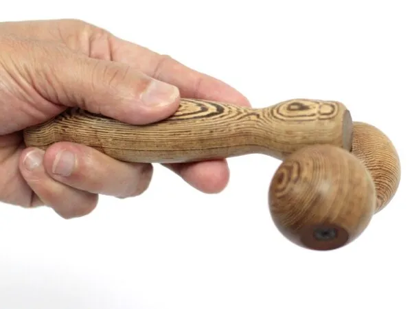 bG9jYWw6Ly9tZWRpYS9ISi9KRC82MFIzMEMxRzZNUjNKREhKL2MzZWE3MWU2LmpwZWc.webp Massage Tool - Hand Ball Roller