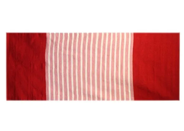 bG9jYWw6Ly9tZWRpYS9ITS80Qy82MFIzMEMxRzZSVks0Q0hNLzQ2YWQzZWY2LmpwZWc.webp Indian Cotton Rug - 70x170cm - Red/Pink